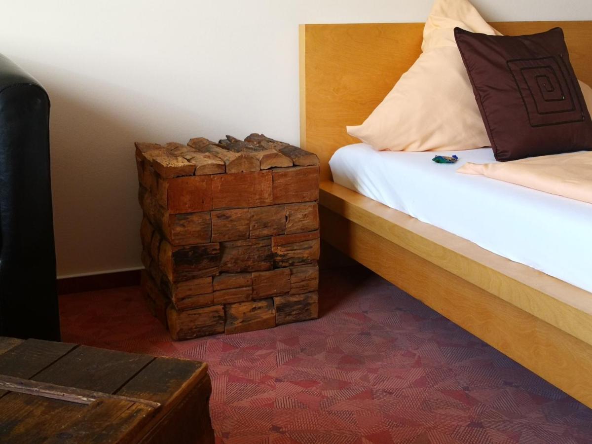 Tunsdorf Landhotel Saar-Mosel מראה חיצוני תמונה
