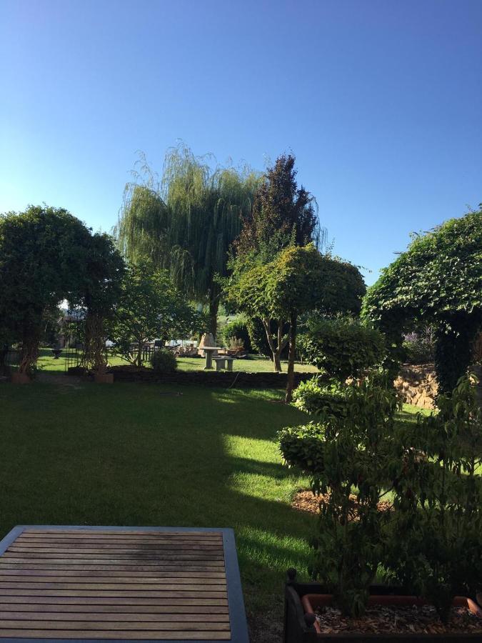 Tunsdorf Landhotel Saar-Mosel מראה חיצוני תמונה