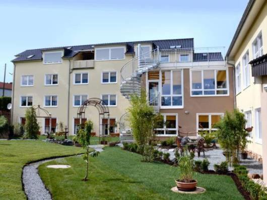 Tunsdorf Landhotel Saar-Mosel מראה חיצוני תמונה